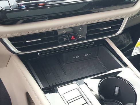 New 2026 Volkswagen Atlas SE image 27