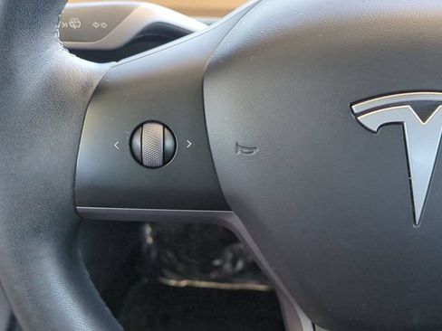 Used 2023 Tesla Model 3 Standard Range RWD image 12