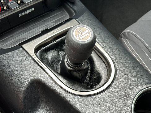 Used 2017 Ford Mustang Shelby GT350 image 22