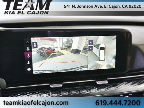 Certified 2022 Kia Carnival SX Prestige image 32