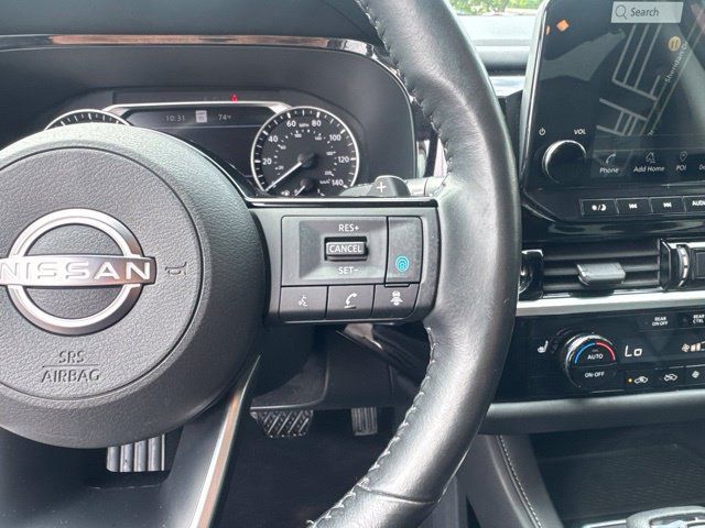 Used 2023 Nissan Pathfinder SL w/ Black Appearance Package AWD/4WD image 13