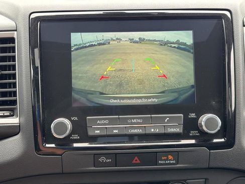 Used 2024 Nissan Frontier SL w/ Technology Package RWD image 21
