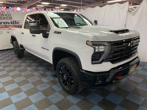 New 2026 Chevrolet Silverado 2500 LTZ w/ Trail Boss Package image 6