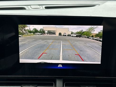 Used 2025 Chevrolet Trax LT w/ Driver Confidence Package FWD image 27