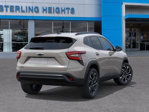 New 2026 Chevrolet Trax RS w/ Sunroof Package image 4