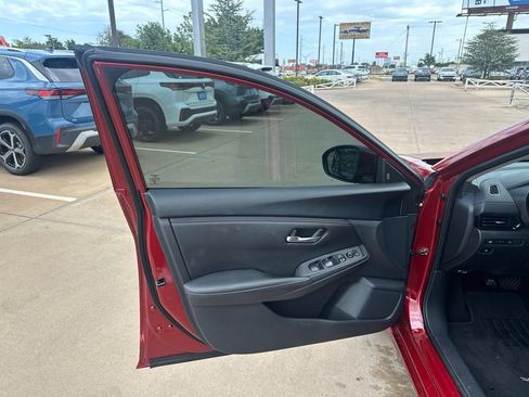 Used 2023 Nissan Sentra SV w/ All-Weather Package FWD image 9