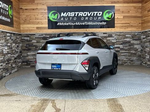 Used 2024 Hyundai Kona SEL AWD/4WD image 12