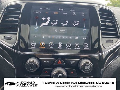 Used 2021 Jeep Grand Cherokee Overland AWD/4WD image 21