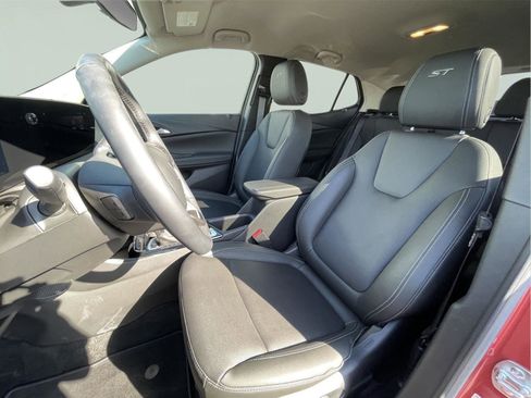 Used 2024 Buick Encore GX Sport Touring w/ Comfort Package AWD/4WD image 10