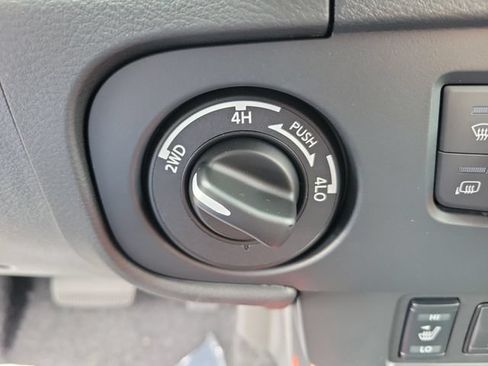 New 2026 Nissan Frontier PRO-4X w/ Pro-4x Convenience Package AWD/4WD image 30