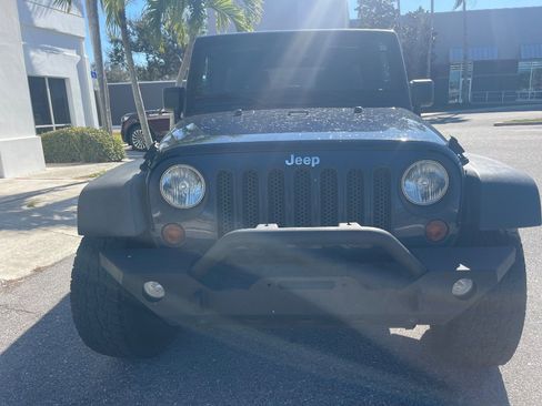 Used 2013 Jeep Wrangler Unlimited Sport image 33
