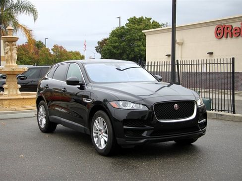 Used 2020 Jaguar F-PACE Prestige AWD/4WD image 3
