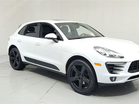 Used 2018 Porsche Macan Sport Edition image 7
