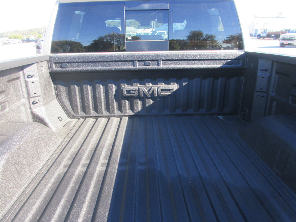 New 2026 GMC Sierra 1500 AT4 w/ AT4 Premium Package AWD/4WD image 6