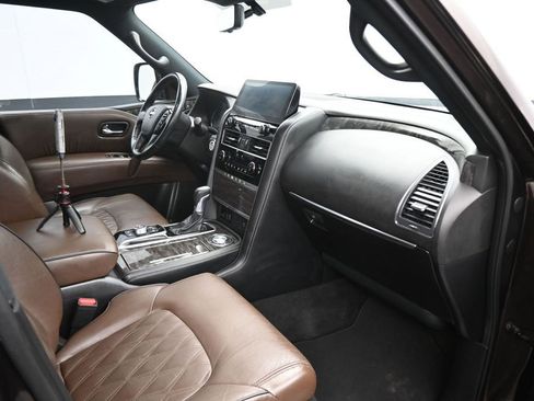 Used 2021 Nissan Armada Platinum w/ Captain's Chairs Package RWD image 21