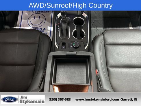 Used 2022 Chevrolet Traverse High Country AWD/4WD image 44