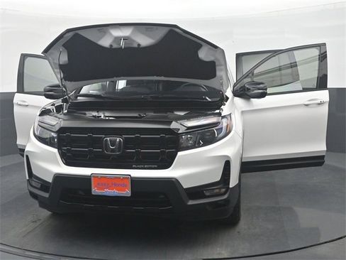Used 2025 Honda Ridgeline Black Edition image 36