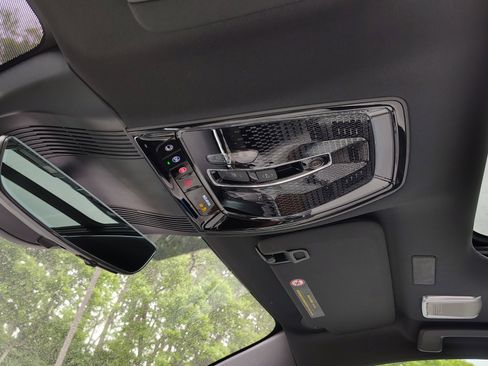 New 2026 Cadillac Vistiq Sport w/ LPO, Floor Liner Package image 24