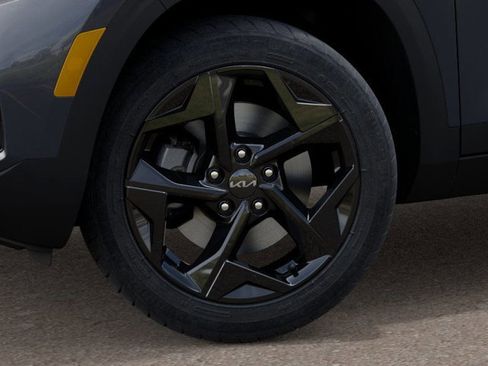 New 2026 Kia Seltos EX image 9