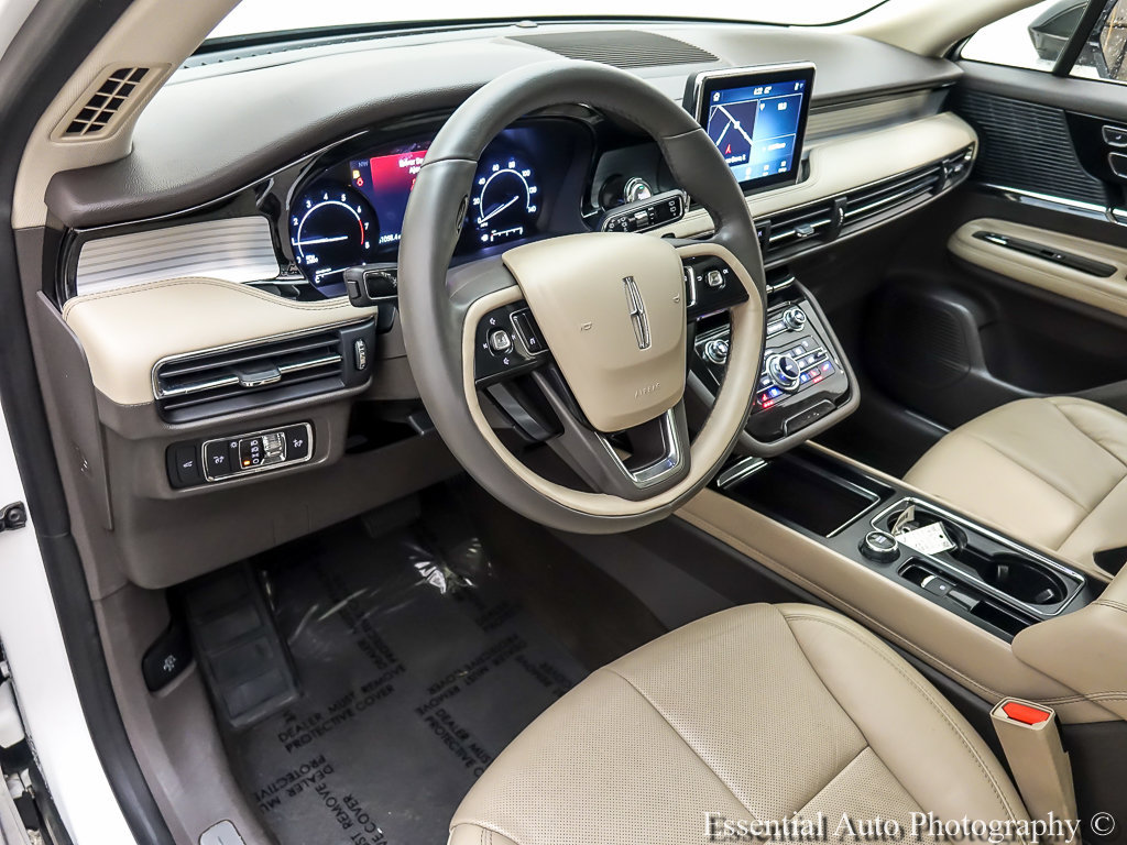 Used 2020 Lincoln Corsair AWD w/ Premium Package image 10