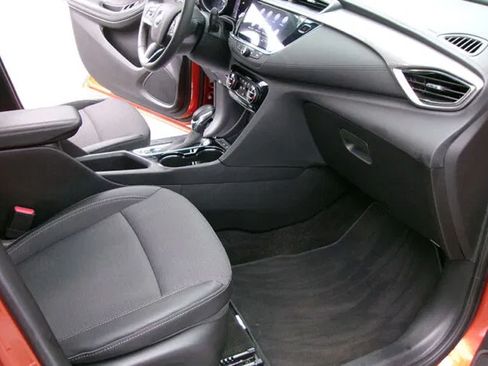 Used 2023 Buick Encore GX Select FWD image 10