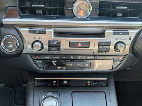 Used 2015 Lexus ES 350 w/ Luxury Package FWD image 22