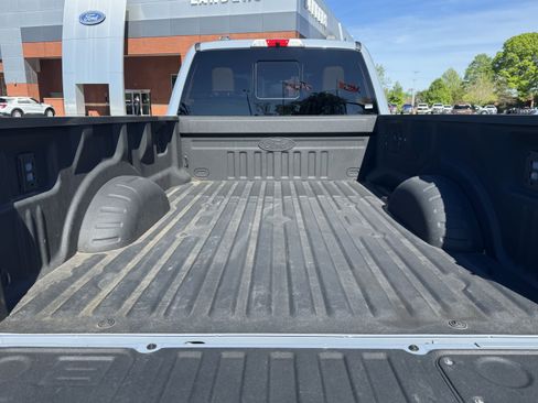 Used 2024 Ford F250 Platinum AWD/4WD image 13