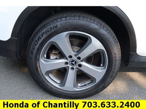 Used 2022 Mercedes-Benz GLC 300 4MATIC image 29