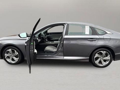 Used 2020 Honda Accord EX image 13