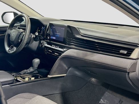 Used 2025 Toyota Camry LE w/ Convenience Package FWD image 25