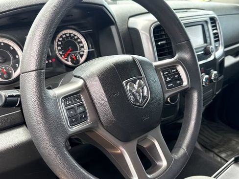 Used 2021 RAM 1500 Classic SLT RWD image 29