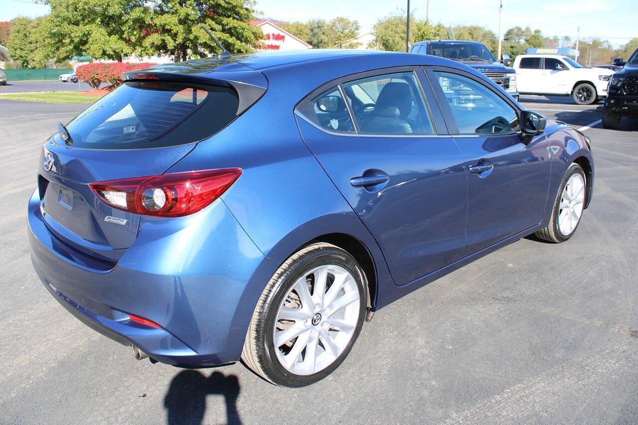 Used 2017 MAZDA MAZDA3 Touring FWD image 5