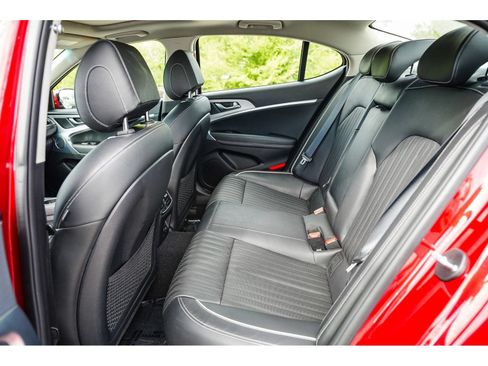 Used 2021 Genesis G70 2.0T w/ Elite Package RWD image 18