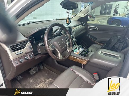 Used 2016 GMC Yukon Denali w/ Open Road Package image 3