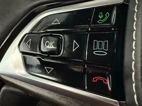 Used 2022 Jeep Grand Cherokee L Overland w/ Advanced Protech Group III image 70