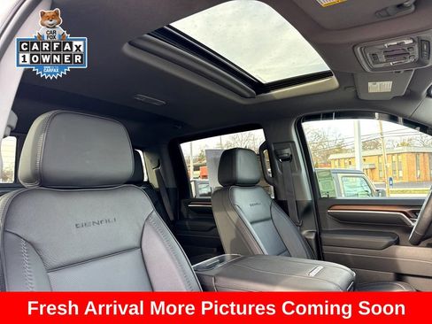 Used 2025 GMC Sierra 2500 Denali w/ Denali Reserve Package image 8
