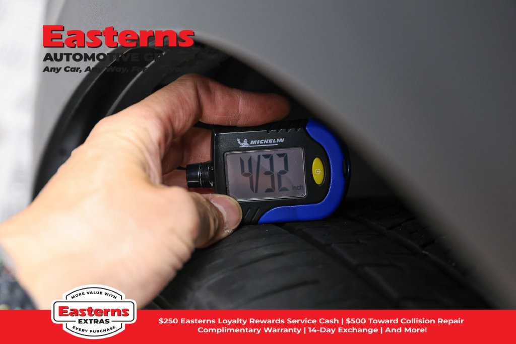 Used 2023 Subaru Solterra AWD image 28