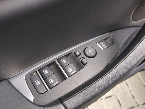 Used 2018 BMW X3 xDrive30i image 12