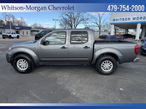 Used 2019 Nissan Frontier SV image 8