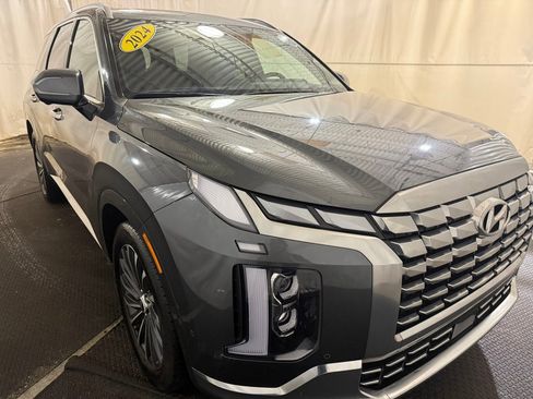 Used 2024 Hyundai Palisade Calligraphy image 14