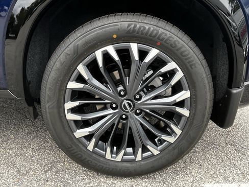 New 2026 Nissan Rogue Platinum AWD/4WD image 11