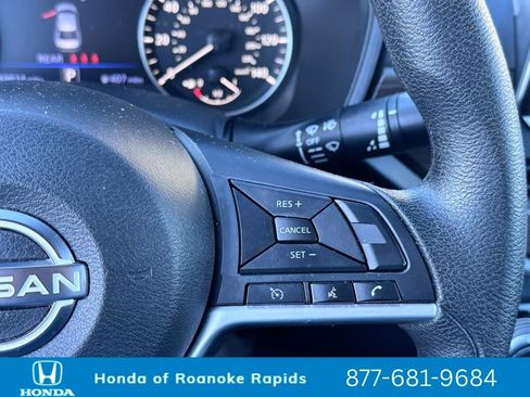 Used 2024 Nissan Altima 2.5 SV image 22