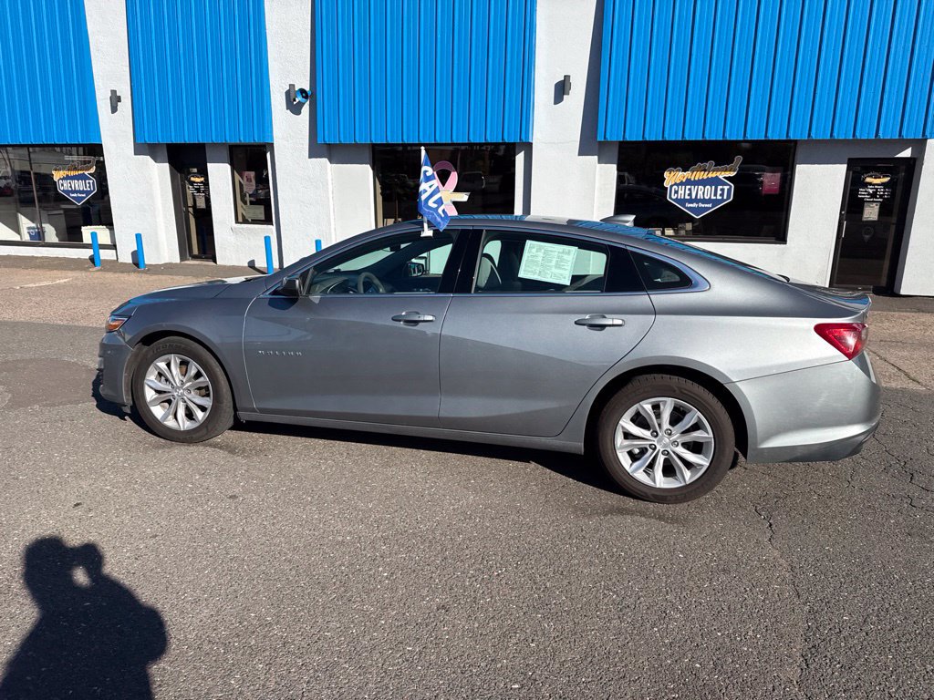 Used 2024 Chevrolet Malibu LT FWD image 17