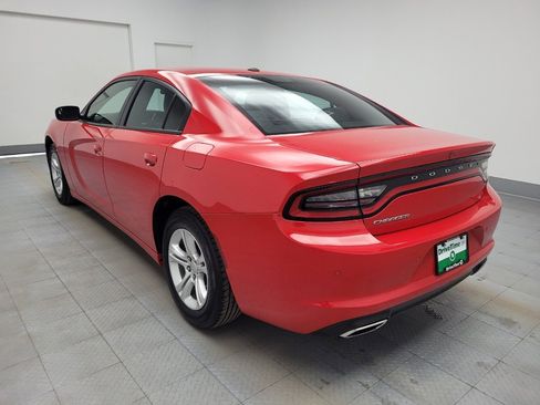 Used 2022 Dodge Charger SXT w/ Leather Interior Group image 5