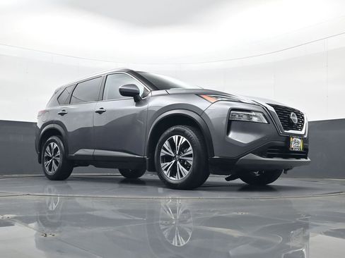 Used 2023 Nissan Rogue SV w/ SV Premium B Package image 23