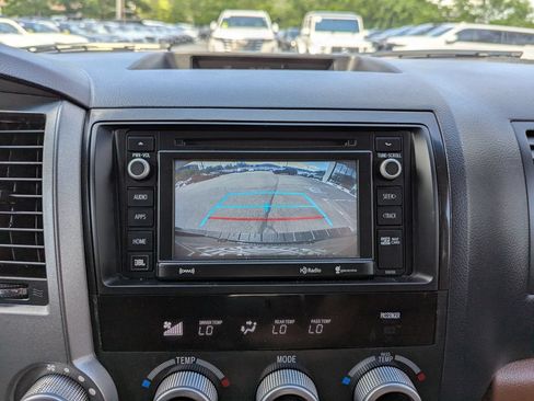 Used 2017 Toyota Sequoia Platinum AWD/4WD image 24