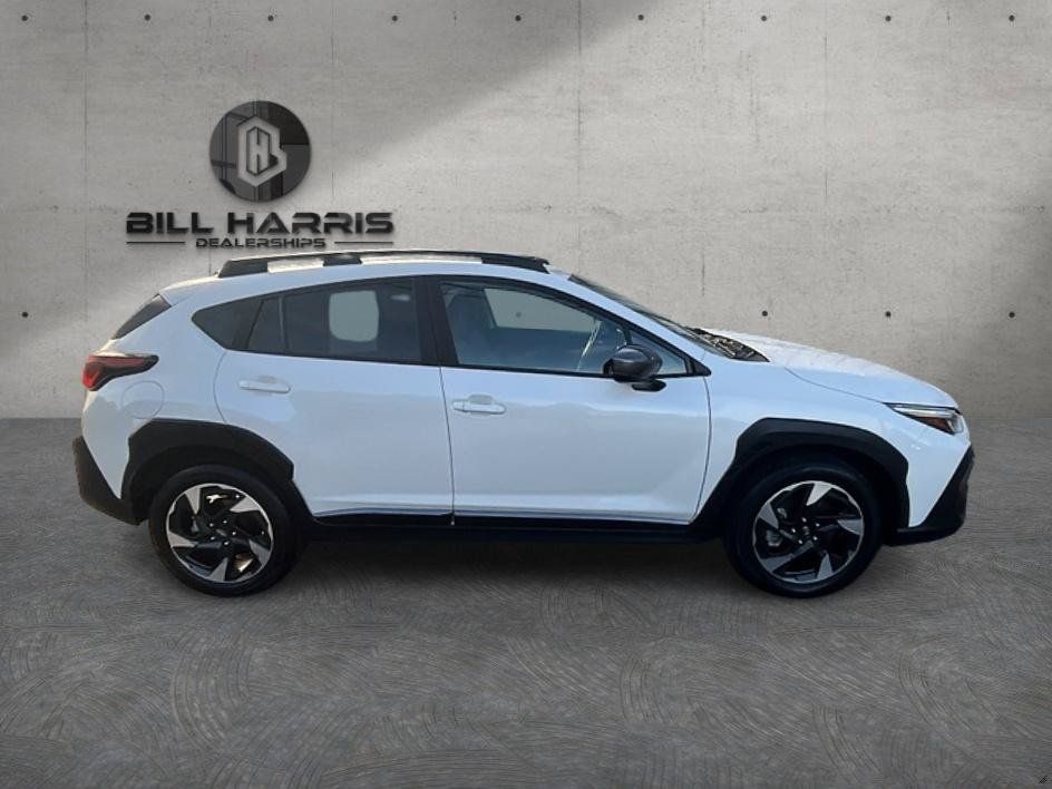 Used 2024 Subaru Crosstrek 2.5i Limited AWD/4WD image 5
