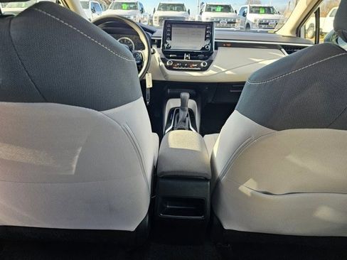 Used 2020 Toyota Corolla LE image 13