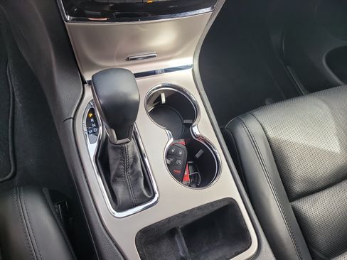 Used 2021 Jeep Grand Cherokee Limited w/ Luxury Group II RWD image 26
