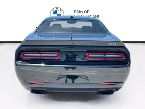 Used 2015 Dodge Challenger SRT Hellcat RWD image 6